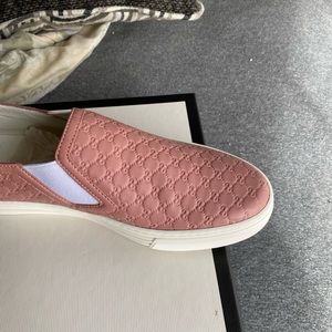Gucci slip-on sneaker